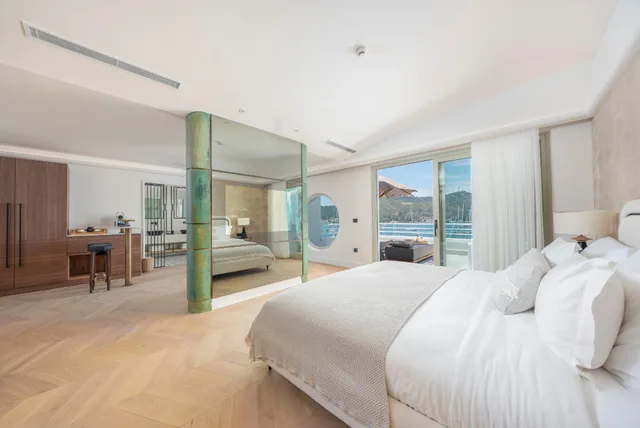 Penthouse Suite, King Bed، Yacht Classic Hotel - Boutique Class 2/2