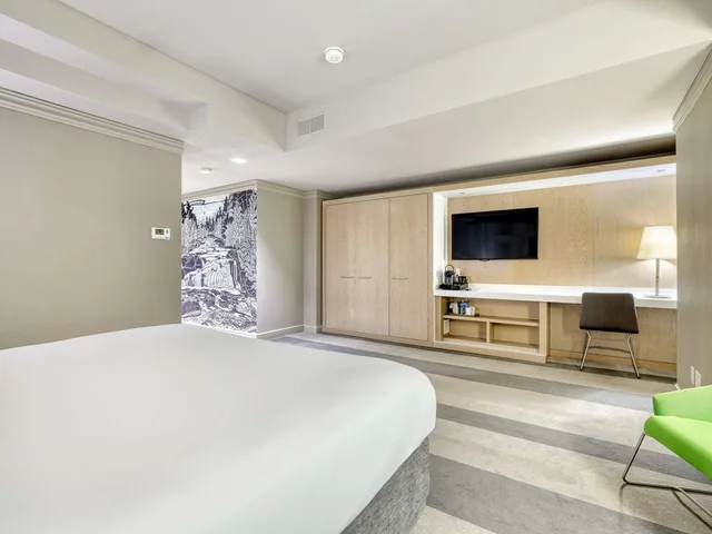 جناح سوبيريور بسرير كينج، The Royal Sonesta Minneapolis Downtown 1/1