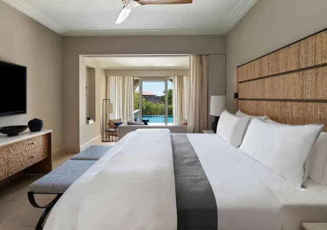 Garden, Infinity, Guest Room, Superior, King Bed, Sofa، The Westin Resort, Costa Navarino 5/11