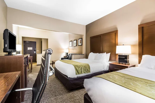 جناح بسريرين كوين، Comfort Suites Sioux Falls Mall District SD 2/6