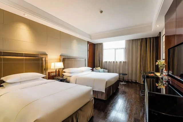 Superior, Triple, 1 Queen and 1 Single Bed, Maixinge International Hotel 4/8