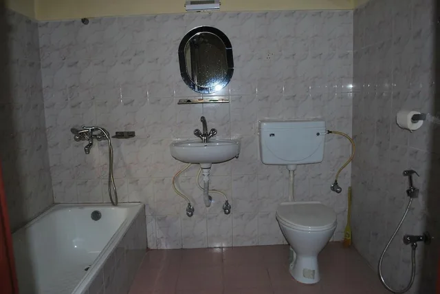 Basic, Twin Beds, Garden View, Private Bathroom, Traveller Jungle Camp 9/9