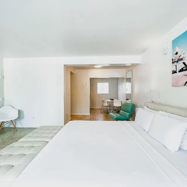 غرفة ديلوكس بسرير كينج، Tranquilo A North Beach Village Resort Hotel 3/4