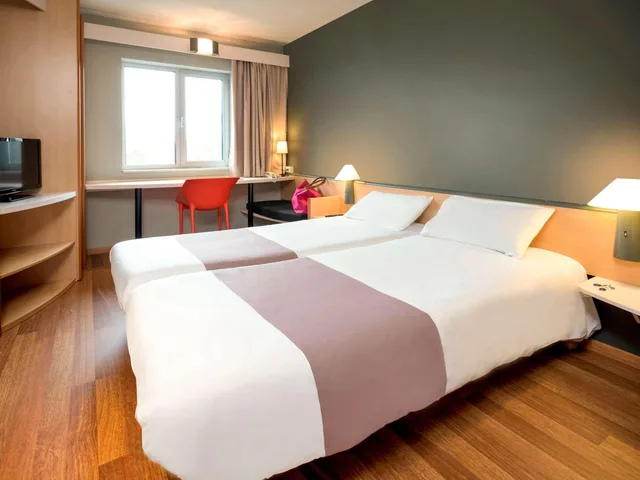غرفة قياسية بسرير فردي، IBIS CHARLEROI CENTRE GARE 3/10