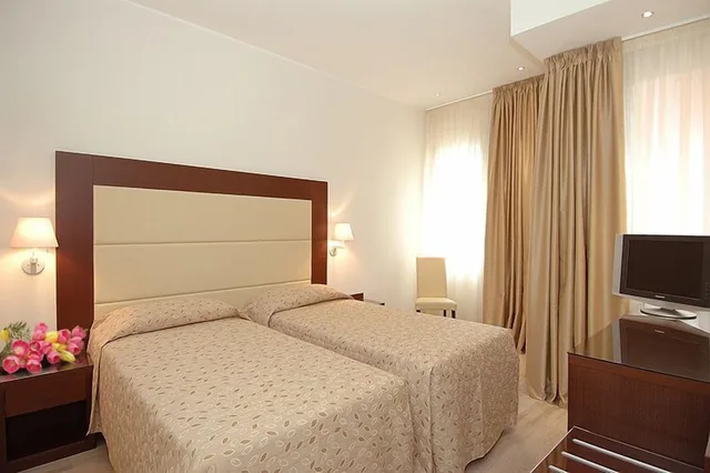 غرفة سوبيريور ثلاثية بثلاثة أسرّة، Lugano Torretta 2/10
