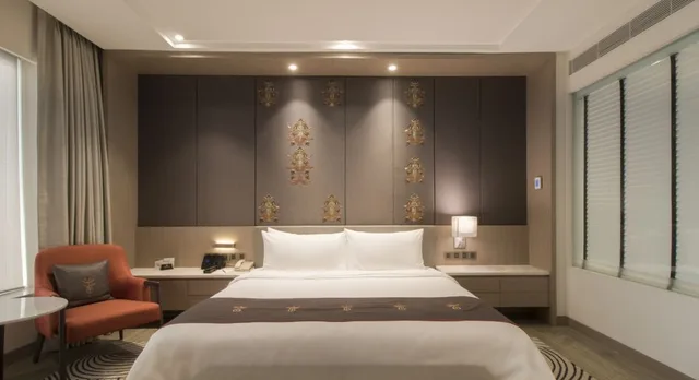 غرفة كلوب بسرير كينج بإطلالة على المدينة، Sheraton New Delhi 3/10