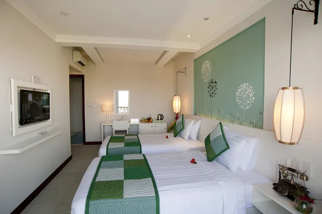 جناح عائلي بسرير كينج وسريرين مزدوجين بإطلالة على النهر بشرفة، Lantana Boutique Hoi An Hotel 7/10