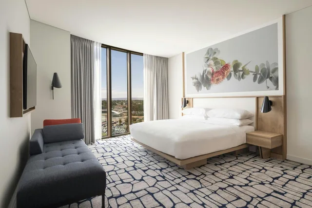 Room, King Bed, Urban View، Courtyard By Marriott Perth Murdoch 7/14