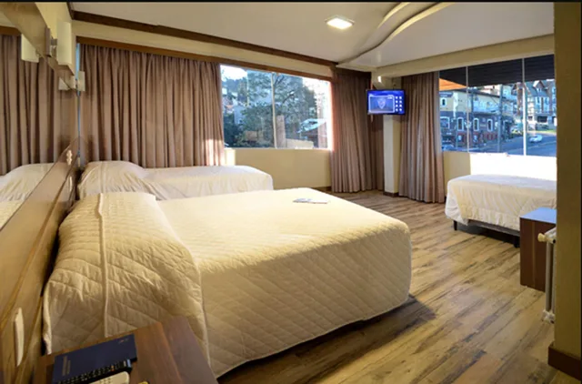 جناح بريميوم بحوض جاكوزي، Sky Centro Hotel Spa 1/1