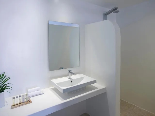 غرفة قياسية بسرير مزدوج، Aurora Luxury Hotel & Spa 7/8