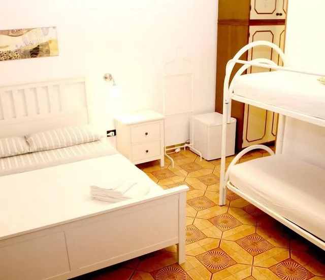 غرفة رباعية بسرير كوين وسرير بطابقين، Bed And Breakfast L'aranceto 2/3