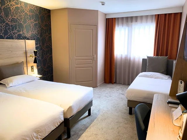 غرفة قياسية ثلاثية بثلاثة أسرّة، Hotel Ker Lann Aeroport 2/6