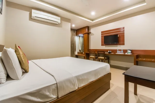 غرفة بسرير كينج، Hotel Five Elements 2/3