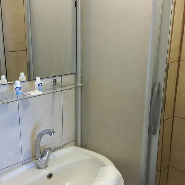 غرفة بسرير مزدوج، Urkmez Hotel 9/10
