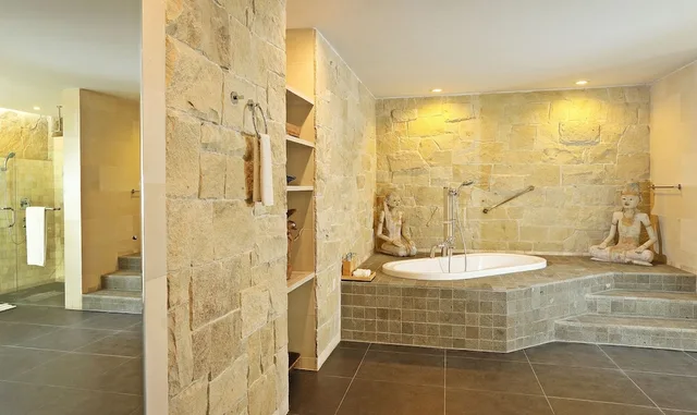 2 Bedrooms, Royal, Grand, Pool, Villa, 2 King Beds، Alindra Villas and Spa 4/4