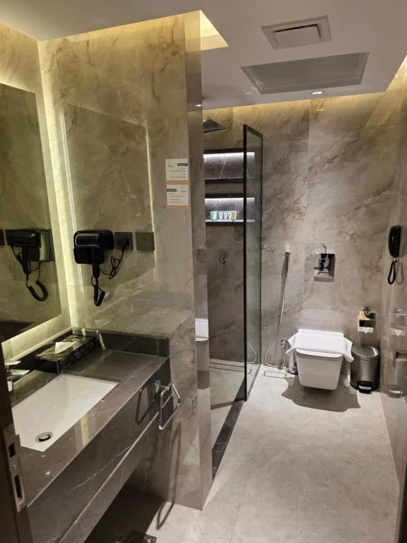 غرفة قياسية ثلاثية، فندق سدرة العالمية(Sedra Al Aalami Hotel) 6/6