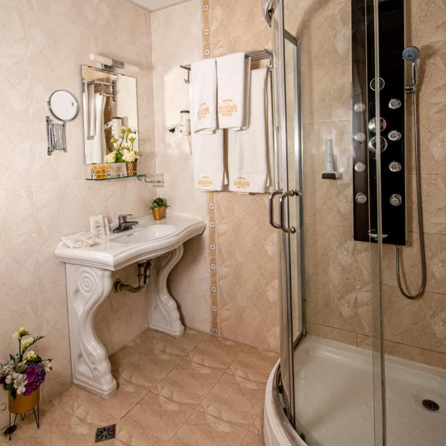 جناح جونيور، Princess Residence 2/4