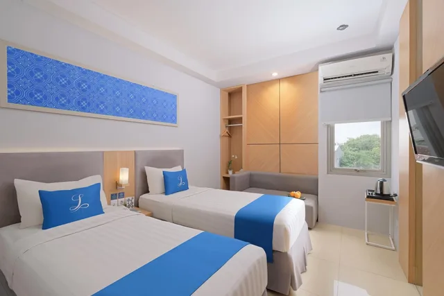 Room, Double or Twin Bed, Hotel Laksana Solo Managed by Dafam 1/3