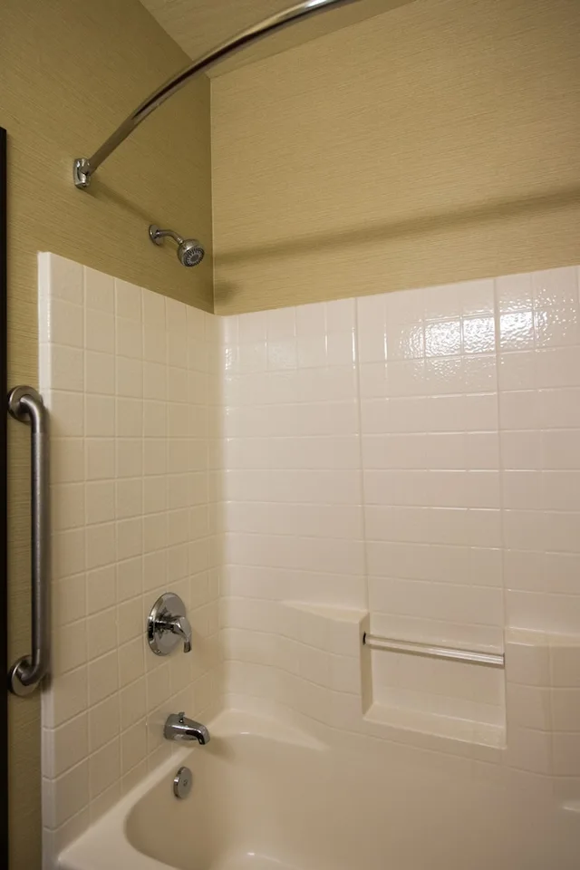 Studio, Suite, 1 Single and 2 Queen Beds, Comfort Suites Springfield RiverBend Medical 8/8