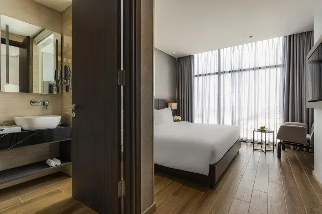غرفة ديلوكس بسرير كينج، Premier Pearl Hotel Vung Tau 2/2
