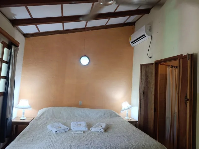 Design, Triple, 1 King and 1 Single Beds, Garden View، CASA BARCELONA HOTEL 2/2