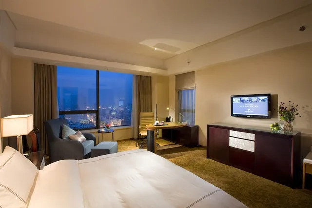 Executive, Queen Bed, Shuguang International Hotel Huaian 1/1