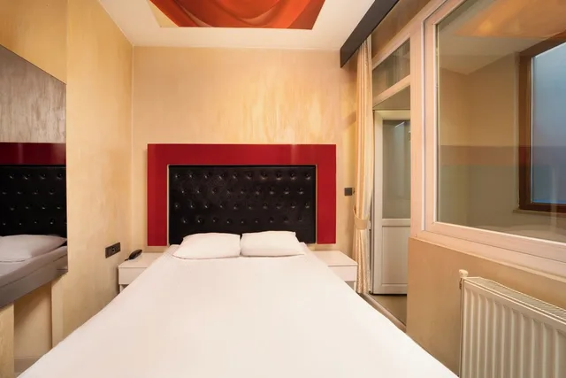 غرفة قياسية بسرير مزدوج، Hotel Caglayan 1/4