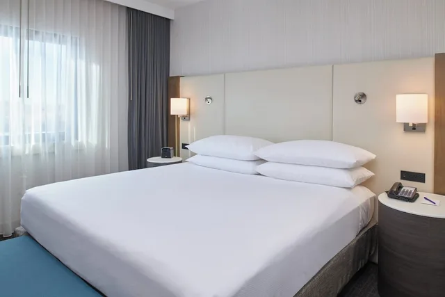 جناح بغرفة نوم واحدة، Delta Hotels by Marriott Detroit Novi 1/8
