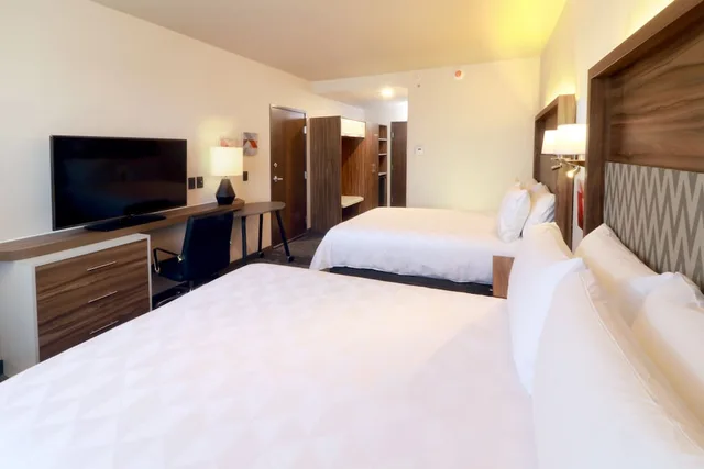غرفة قياسية بسريرين مزدوجين، Holiday Inn And Suites Monterrey Apodaca Zona Airport 2/4