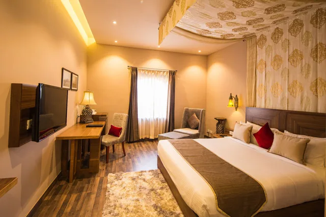 غرفة فاخرة بسرير مزدوج، VESTA BIKANER PALACE 4/10