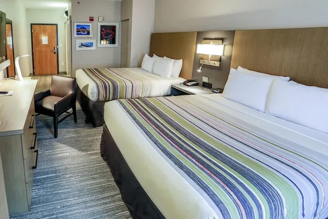 غرفة بسريرين كوين لذوي الإعاقة، Country Inn & Suites By Radisson Nashville Airport TN 7/10