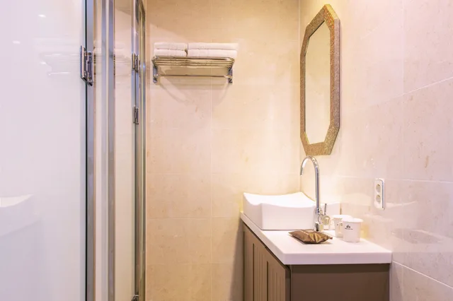 غرفة قياسية بسرير مزدوج بإطلالة على المرفأ، Central Park Hotel Busan 8/10