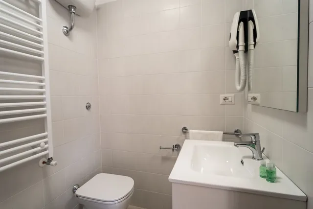 غرفة كلاسيكية بسرير كوين، Minerva Monks Inn 7/7