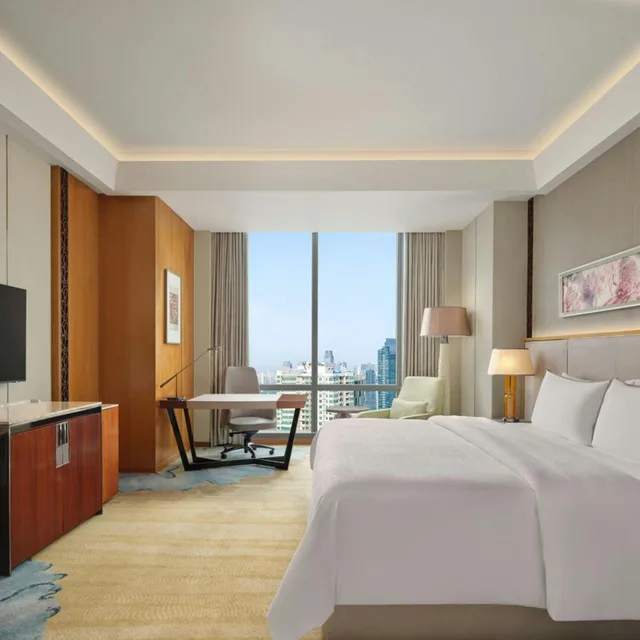 Deluxe, King Bed, Skyline View، THE WESTIN JAKARTA 1/3