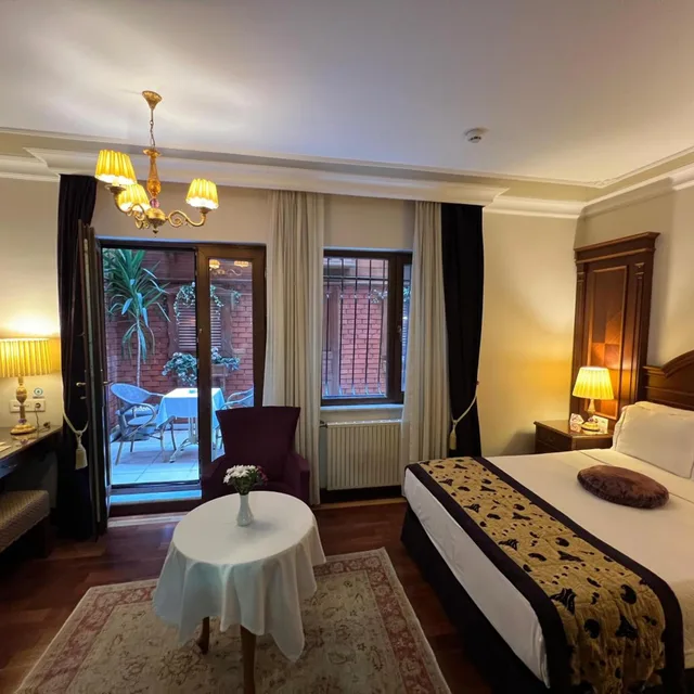 غرفة سوبيريور بسرير كينج، Glk Premier Regency Suites And Spa 5/10