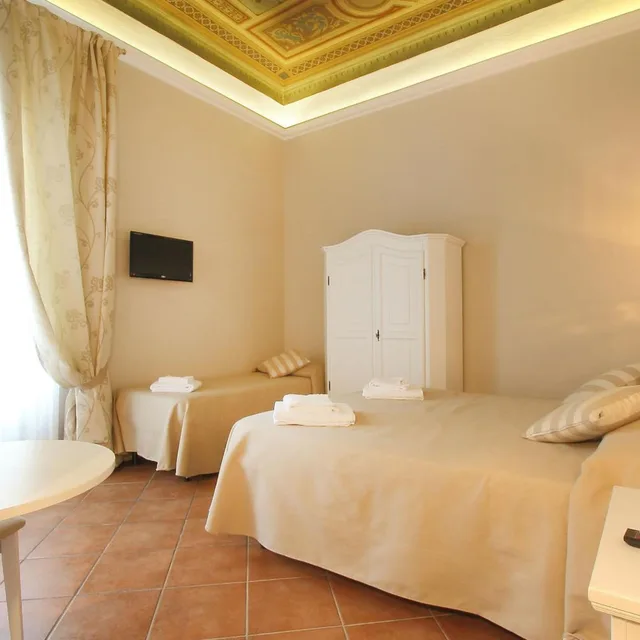 غرفة ثلاثية، Hotel Ferrucci Firenze 4/10