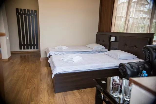 غرفة قياسية بسرير مزدوج أو سريرين منفصلين، Capital Hotel 4/4