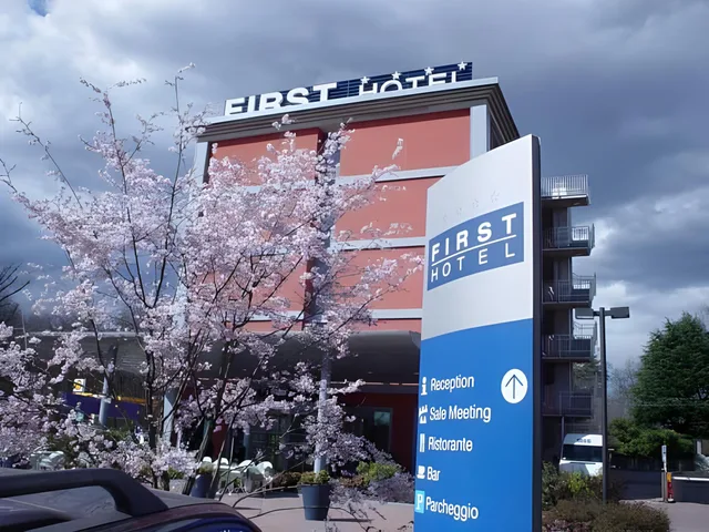 غرفة كلاسيكية مفردة بسرير مزدوج، First Hotel Malpensa 1/1