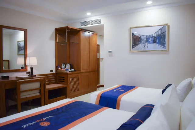 غرفة متصلة تنفيذية بإطلالة على البحر بشرفة، BlueSun Danang Beach Hotel 8/10