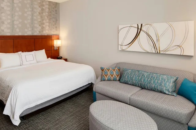غرفة، Courtyard by Marriott West Homestead Waterfront 1/2