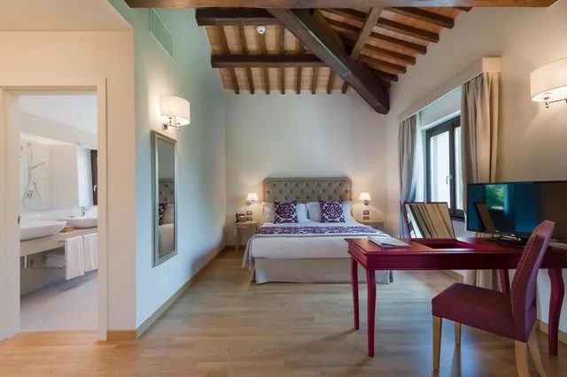 جناح جونيور، Borgo La Chiaracia Resort and Spa 2/5