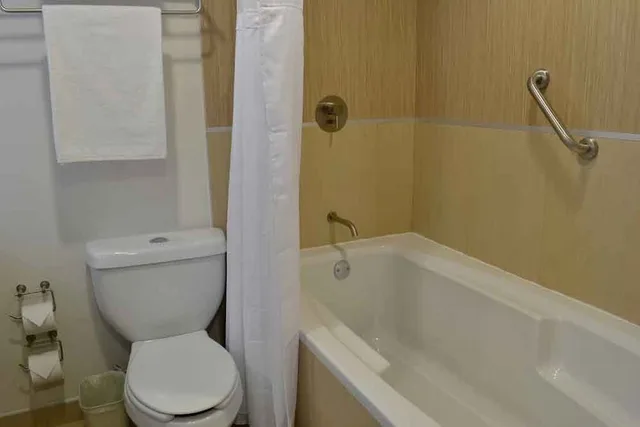 غرفة قياسية بسريرين كوين، Holiday Inn Express Guaymas 7/10