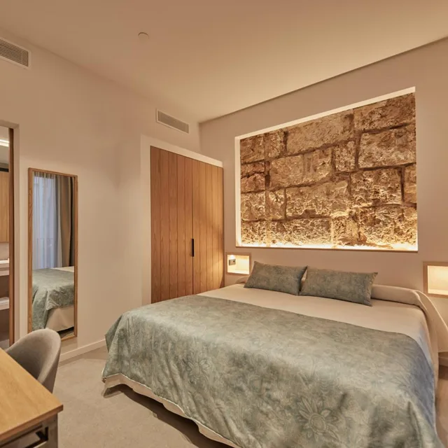 Room, Double Bed, Ca N Alexandre 9/10
