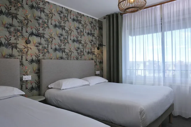 غرفة عائلية ثلاثية، Hotel the Originals Roscoff Armen Le Triton 4/8