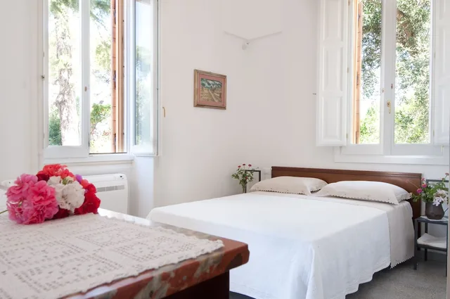 غرفة كومفورت بسرير كوين بإطلالة على الحديقة، Agriturismo Villa Coluccia 2/3