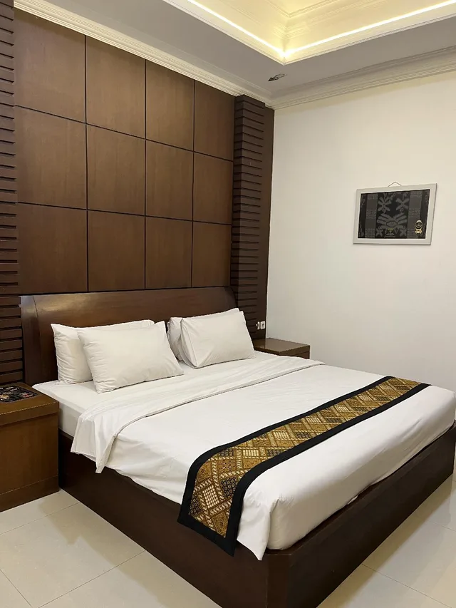Junior Suite, Queen Bed, RIEZ PALACE HOTEL 1/2