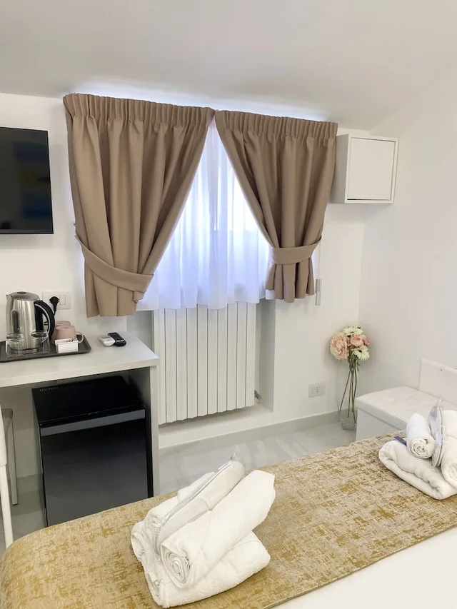 غرفة قياسية بسرير كوين، Casa Vacanze Gabriella 1/2