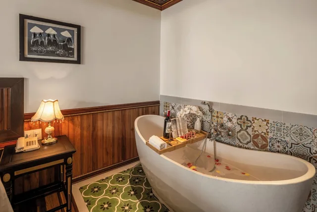 جناح سيغنتشر متصل بسرير كينج وسريرين منفصلين، Hoi An Blue Sky Boutique Spa 6/7
