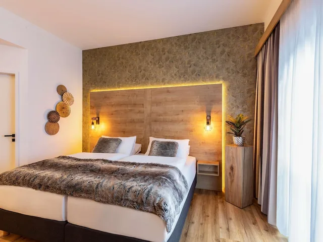 غرفة بريفيليج بسرير كينج بإطلالة على الفناء، Mercure Hotel Bad Oeynhausen City 3/4