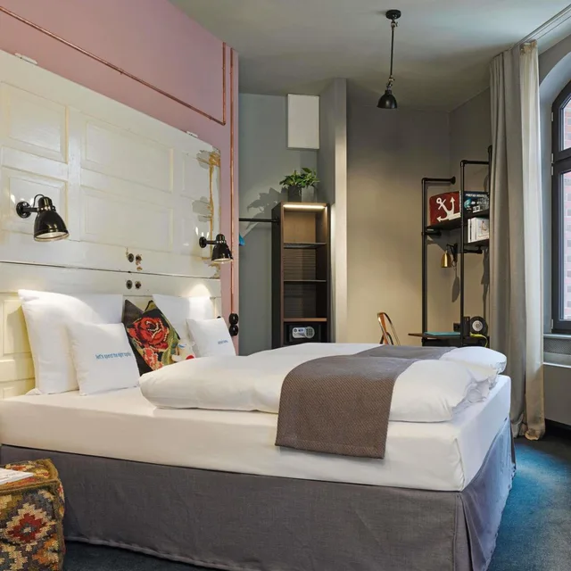 غرفة كبيرة، 25Hours Hotel Altes Hafenamt 2/8